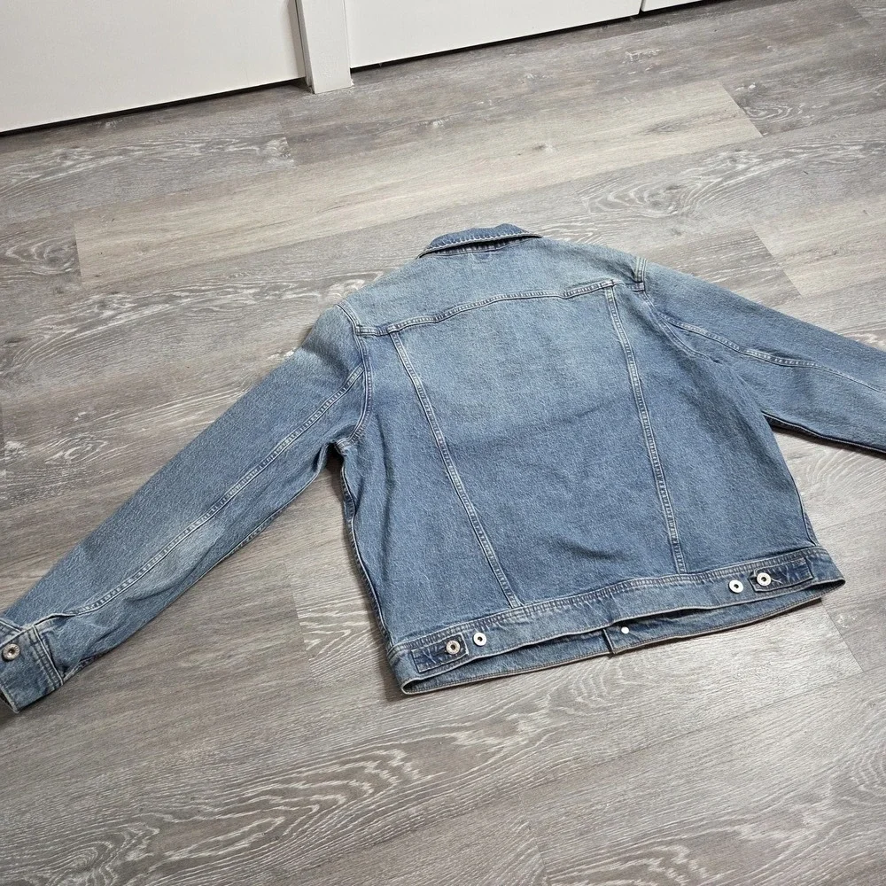 J.Crew NWT Men's Denim Trucker Jacket Light Wash XL